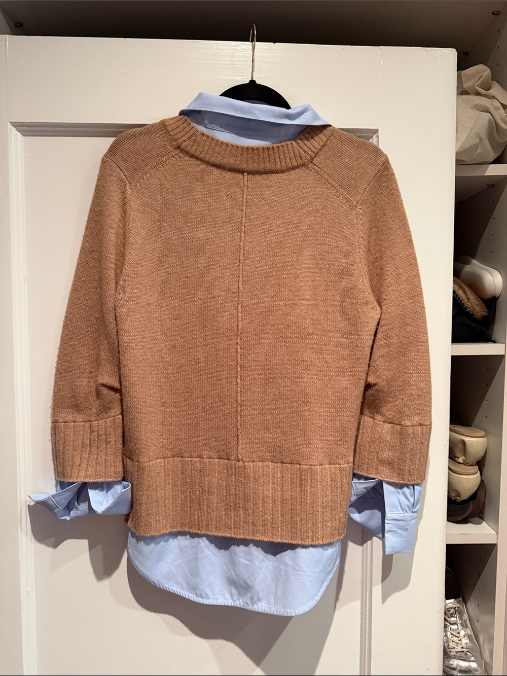 Brochu Walker Camel Sweater with Light Blue Lining Collar Shirt - Picture 8 of 9